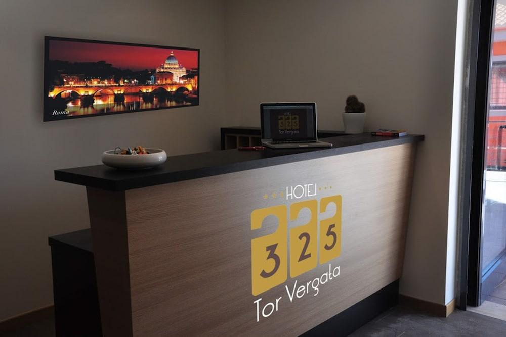 Hotel 325 Tor Vergata Ρώμη Εξωτερικό φωτογραφία