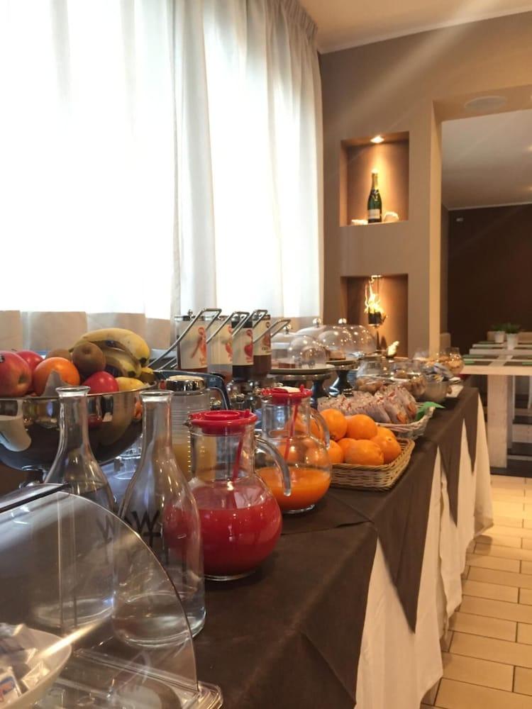 Hotel 325 Tor Vergata Ρώμη Εξωτερικό φωτογραφία